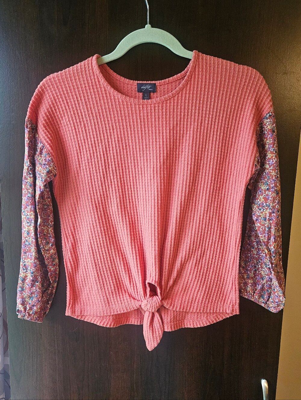 Daytrip Youth Coral Knit Tie-Front Top with Floral Long Sleeves Size Large